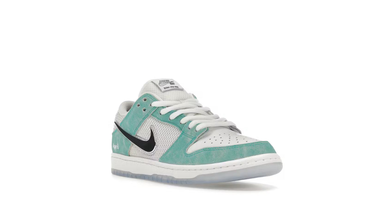 Nike SB Dunk Low April