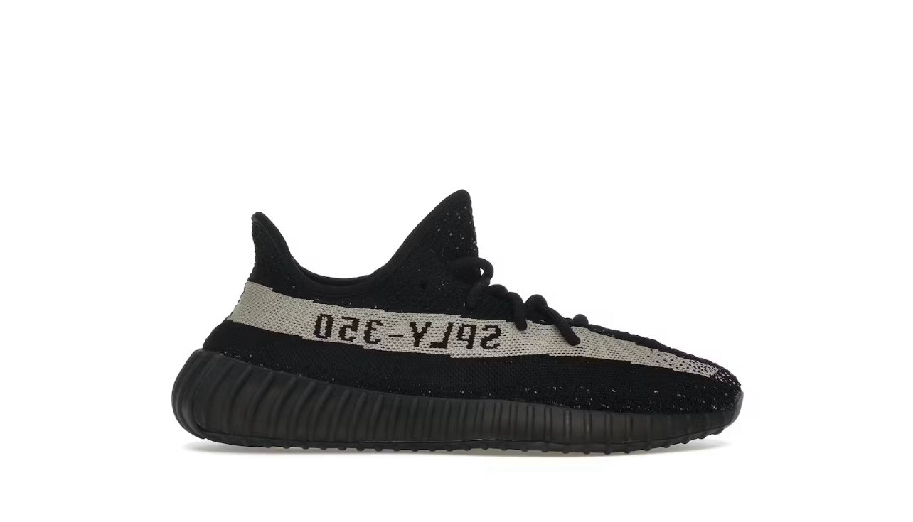 Yeezy Boost 350 V2 Core Black oreo