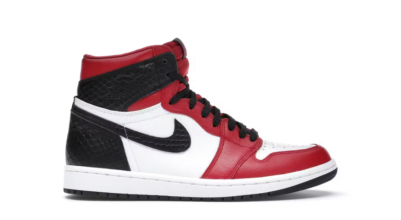 Jordan 1 Retro High Satin Snake Chicago (W)